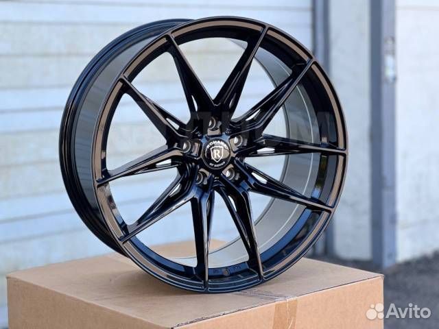 Диск литой Replica Rohana RFX13 R20 5x108