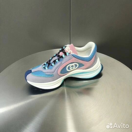 Кроссовки Gucci