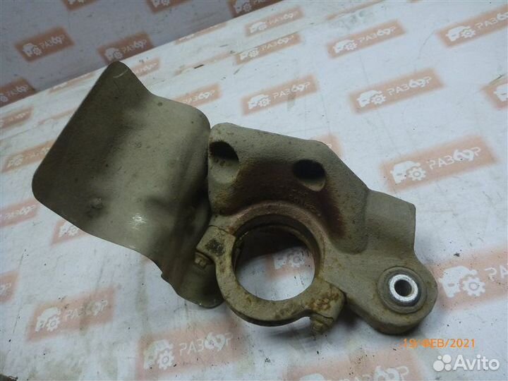 Кронштейн Volvo Xc70 BZ95 B6324S 2008