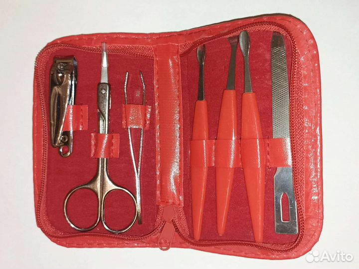 Маникюрный набор новый