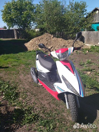 Продам скутер Vento Corsa