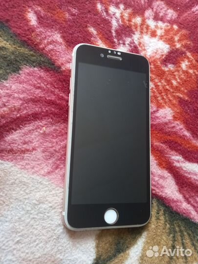 Телефон iPhone 6s