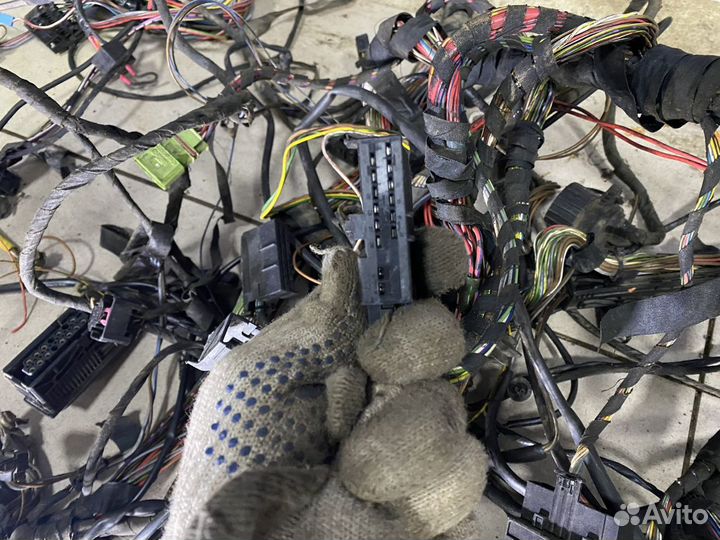 Проводка подкапотная Mercedes W140 S500