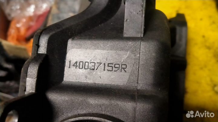 Коллектор впускной Renault Duster