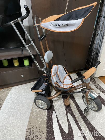 Детский трехколесный велосипед