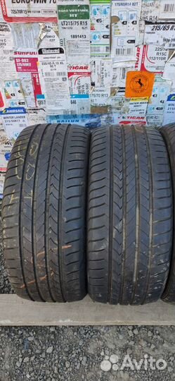 Goodyear EfficientGrip 215/40 R17 87