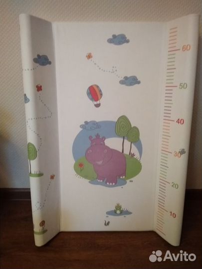 Пеленальная доска на комод