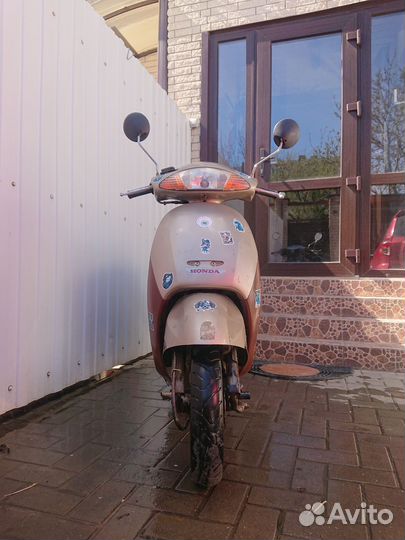 Скутер Honda tact af 51