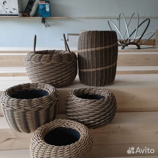 Кашпо для цветов из полиротанга