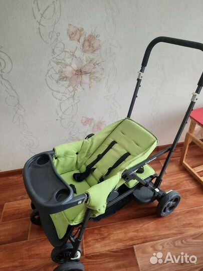 Коляска для погодок