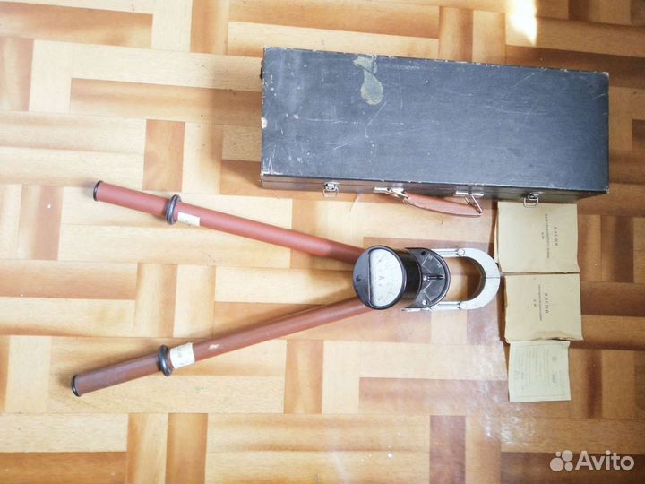 Клещи электроизмерительные ц90