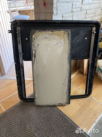 Люк Мерседес 123 купе