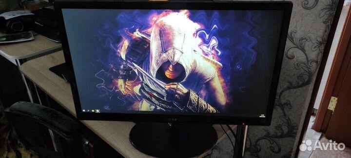 Монитор LG 23