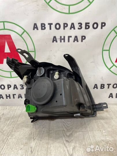 Фара передняя левая Ford Fusion CBK fxja 2008