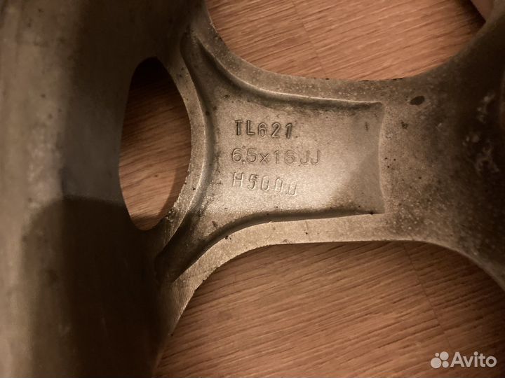 Два литых диска R16 на Opel Astra H