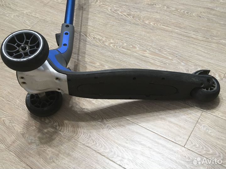 Самокат Globber