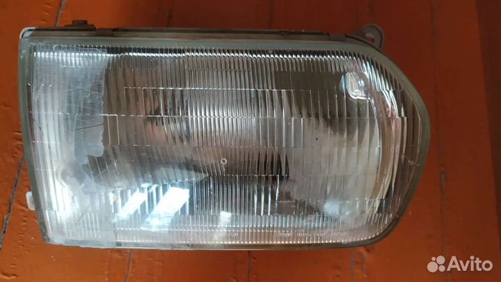 Фара правая Ниссан Террано RR50