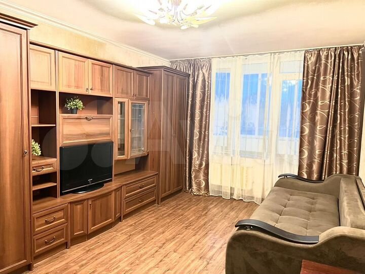 2-к. квартира, 58 м², 2/17 эт.