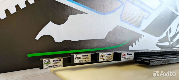 Склизы с графитом и износостойкие за 2 шт