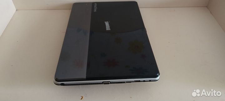 Ноутбук на запчасти