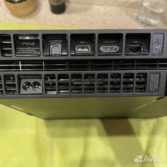 Playstation 4 геймпад в комплекте