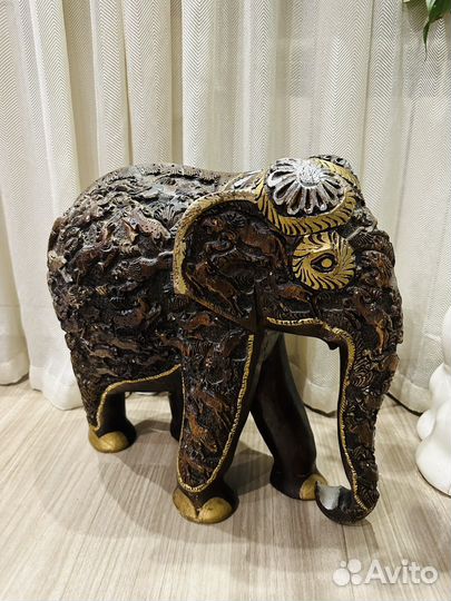 Слон для интерьера