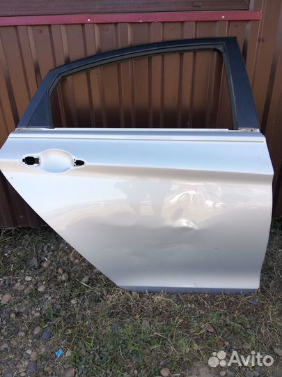 Дверь задняя правая Hyundai Sonata 6 2010-2014