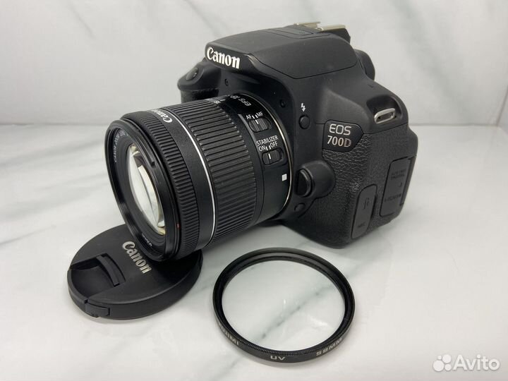 Зеркальный фотоаппарат Canon 700D + 18-55mm STM
