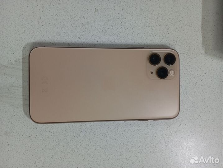 iPhone 11 Pro, 64 ГБ