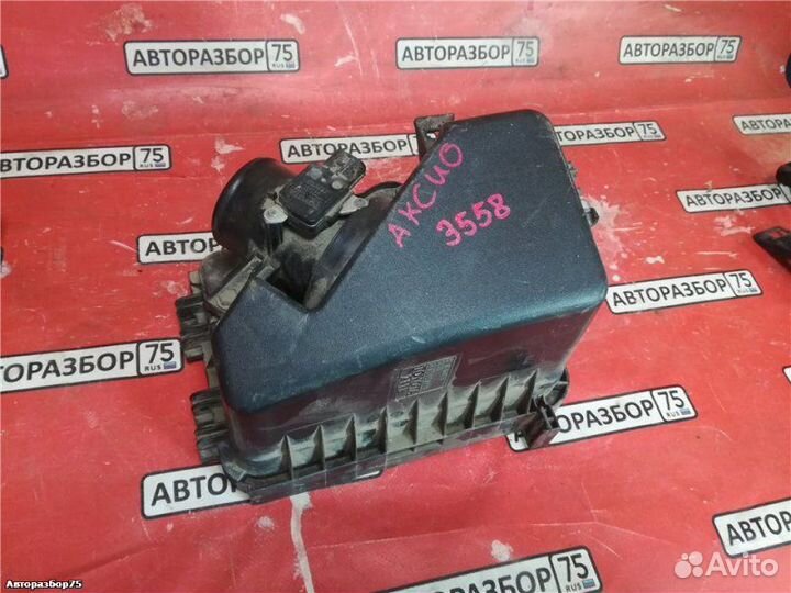 Корпус воздушного фильтра (нижняя часть) Toyota