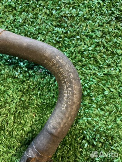 Патрубок охлаждения Mercedes-Benz C-Class W203