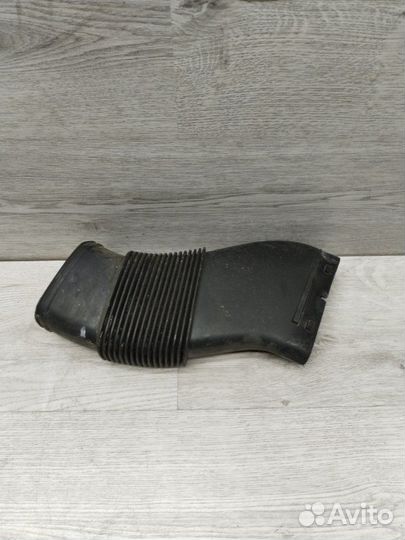 Патрубок воздушного фильтра Mercedes E-Class W211