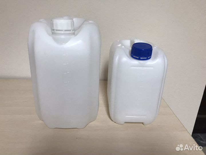 Канистра пластиковая