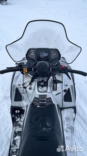 Продам снегоход Русская Механика Frontier 1000