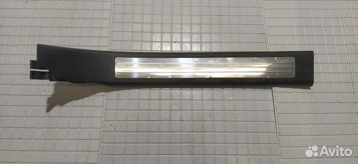 Накладка порога задняя Mercedes W164