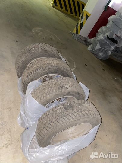 R17 Yokohama Ice Guard IG65 225/65, PCD 5x114.3 DIA 60.1