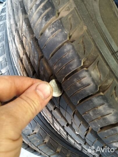 Kumho Crugen Premium KL33 215/70 R16