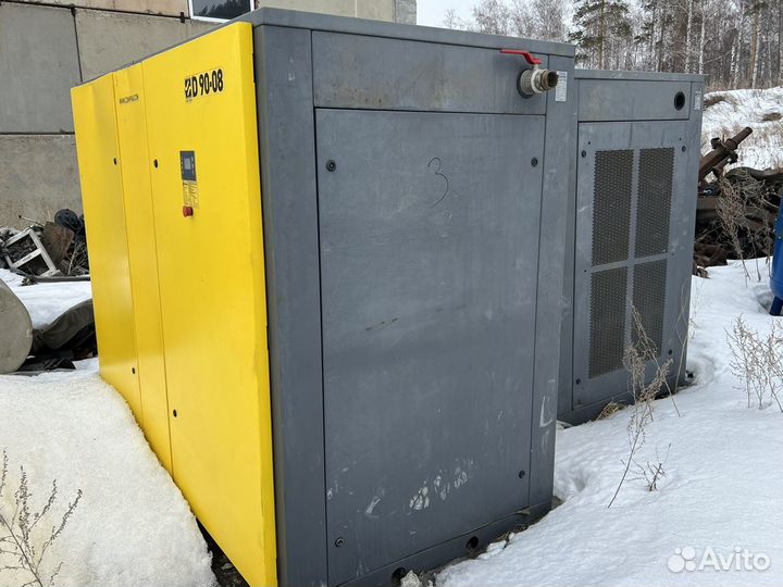 Два компрессора винтовых, промышленных compreg