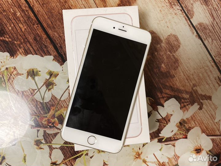 Телефон iPhone 6s plus