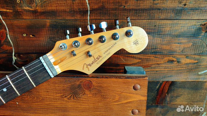 Электрогитара Fender stratocaster