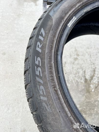 Pirelli Winter Sottozero 3 215/55 R17