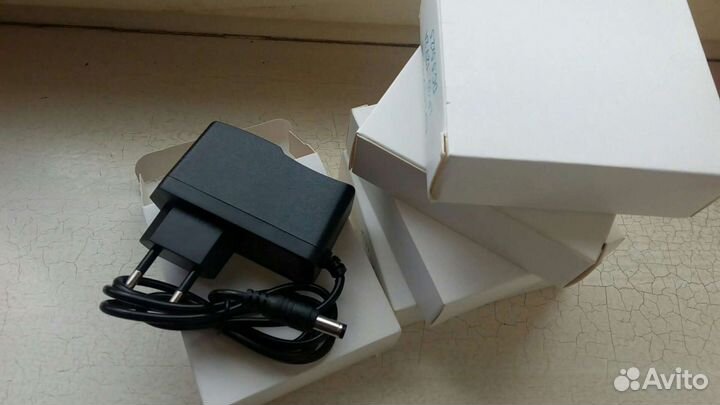 Блок питания триколор CD Coming Data CP1220 ming