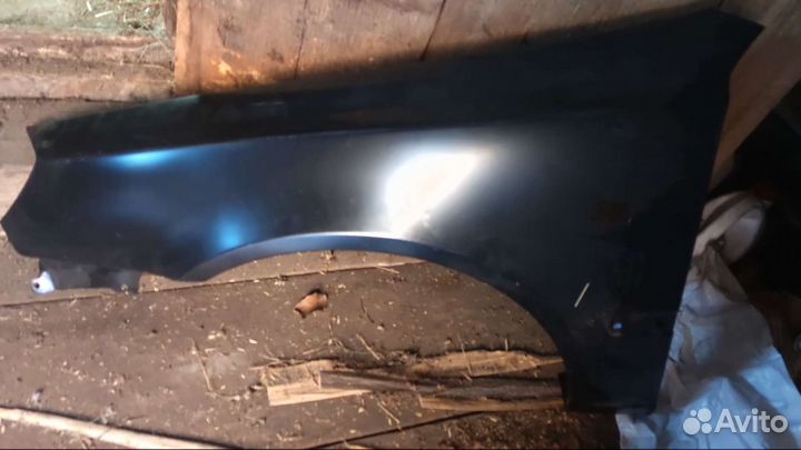 Крыло акцент