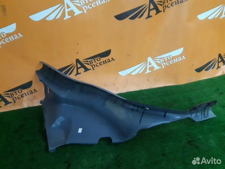 Накладка на порог салона задняя правая Hyundai