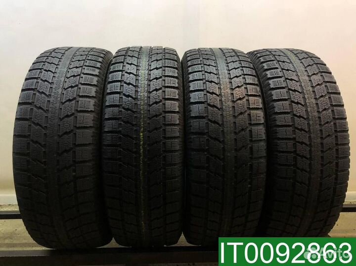 Toyo Observe GSi-5 235/65 R17 101H