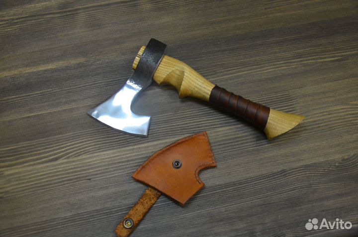 Топор кованый Лесной