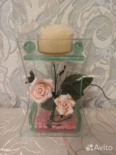 Подсвечник со свечкой