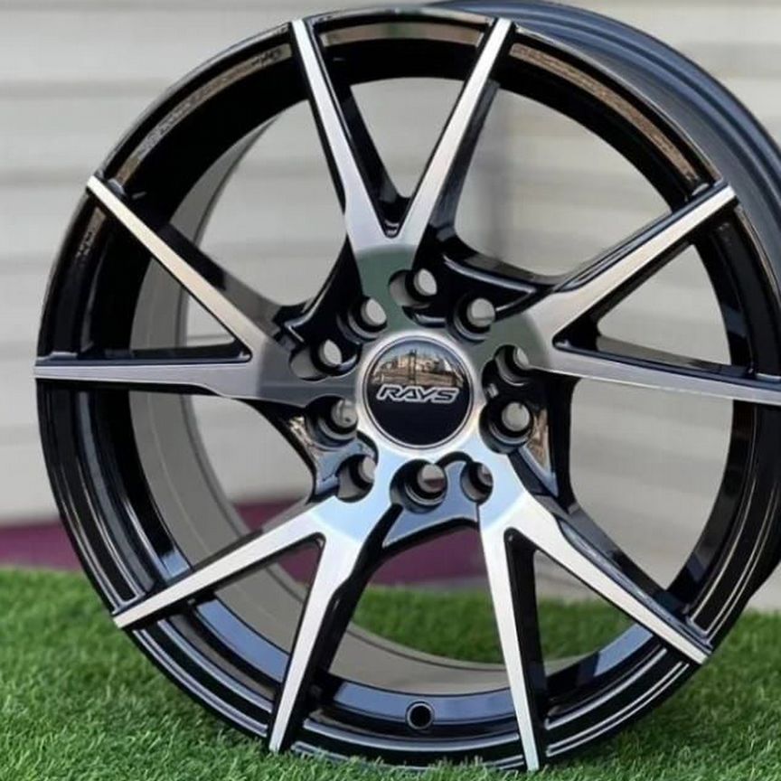 Литые диски RAYS Volk Racing TE37 7×R15 5×100