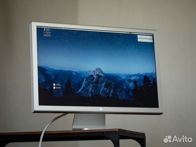 Экран 30 лет. Монитор Apple Cinema 30 дюймов. Apple Cinema display DVI 30. Apple Cinema display 30 2к. Дисплей на IMAC 2017.