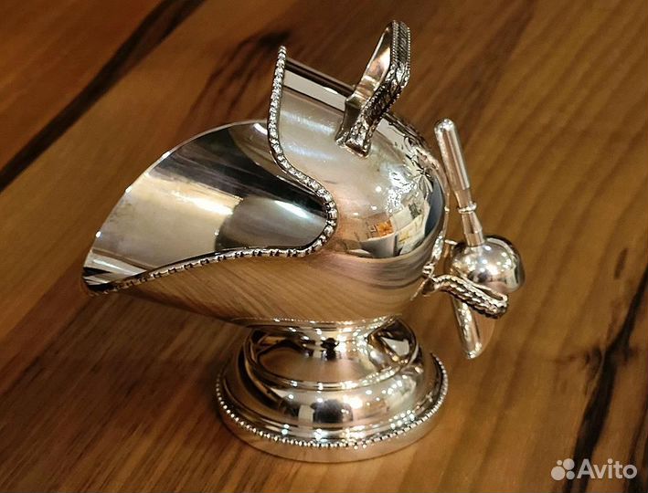 242776 Серебряная сахарница